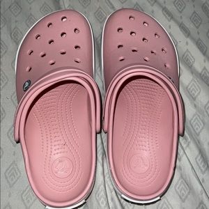 Pink crocs Women’s size 10